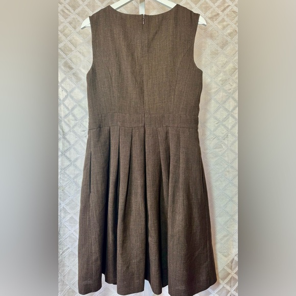 Ellen Tracy Vintage Looking Chocolate Brown Sleeveless Knee Length Dress, 12 - Picture 4 of 5